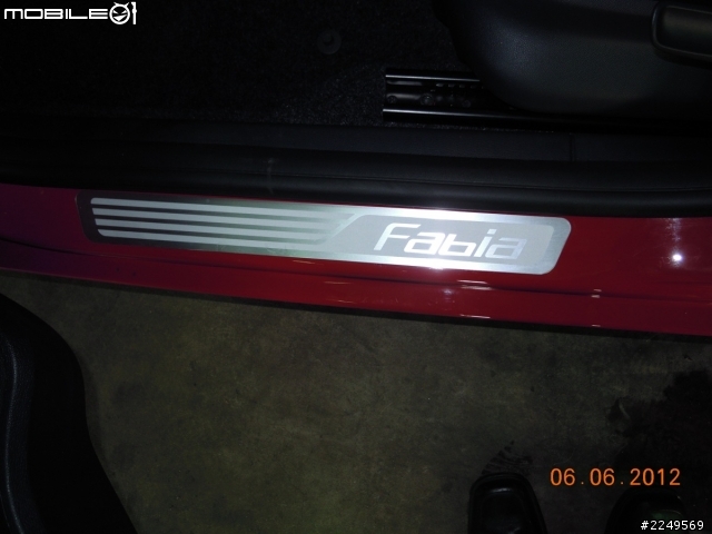 用心也有好車開,交車前開個箱,FABIA 1.6