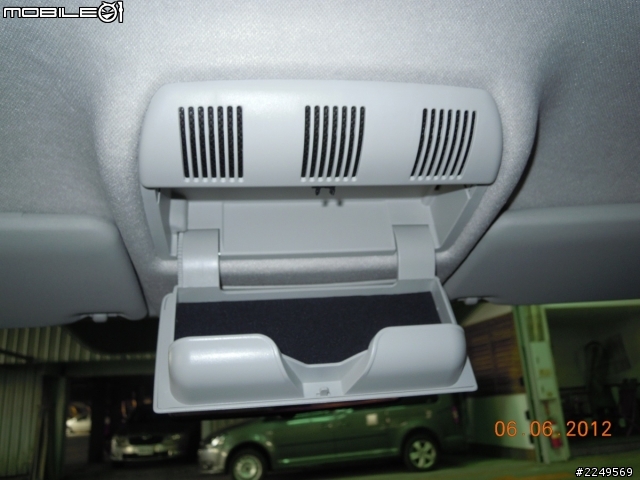 用心也有好車開,交車前開個箱,FABIA 1.6