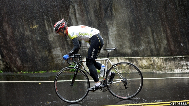(6/18更新 500張上傳完畢) 大雨騎車 0603北濱100 香員林陡坡