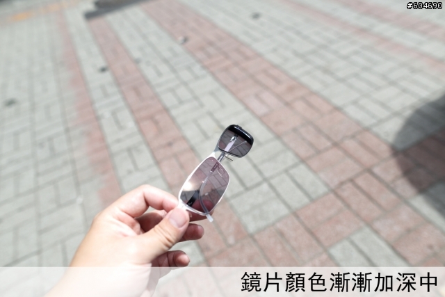 「介紹」德國 Bywp 薄鋼鏡框 與 依視路 全視線磨片過程 （日本NIDEK 3D磨片機）