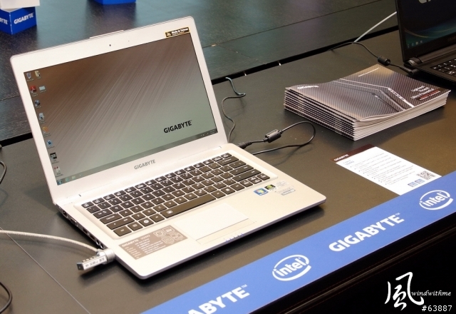 windwithme ComputeX 2012 UltraBook與Show Girl分享篇