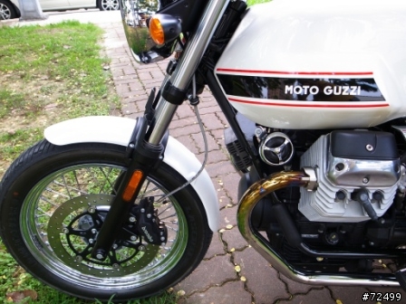 [開箱] (7/29更新) 就是愛復古風!! Moto Guzzi V7 Classic 圖多見諒!