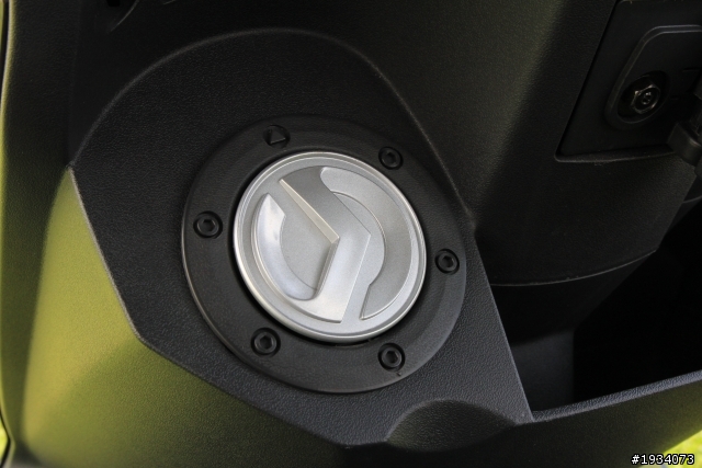 [開箱] 很搞剛的SYM GT125 EVO開箱分享
