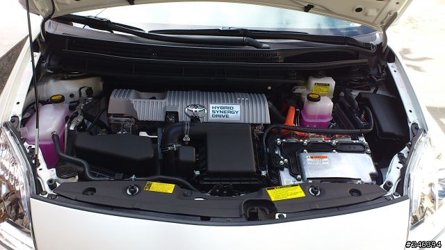 2012 PRIUS 珍珠白 開箱
