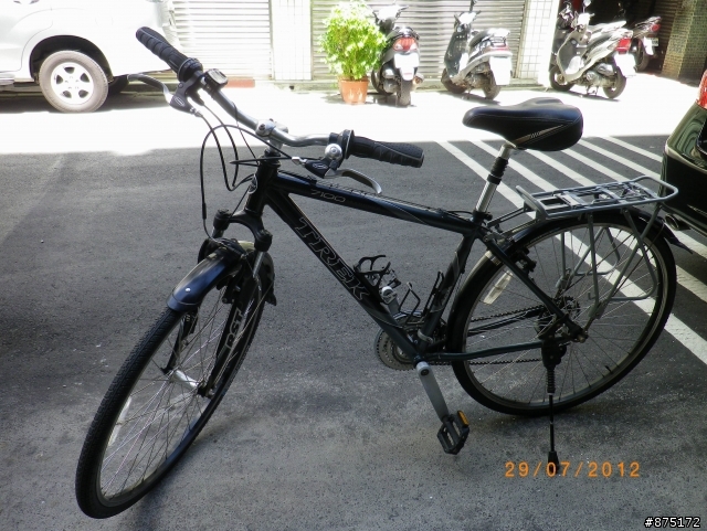 [開箱文] Trek 7100 ,HYBRID,公路混登山的都會車種。