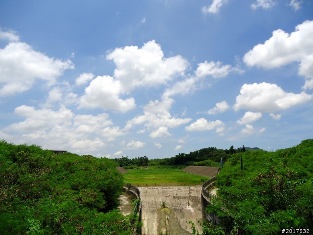 2012-7-10高雄燕巢惡地形絕地逢生險象之旅