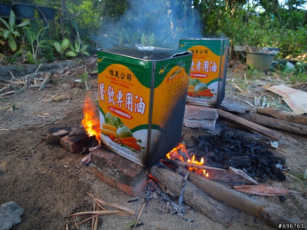 土砲diy~沙拉油之桶仔雞