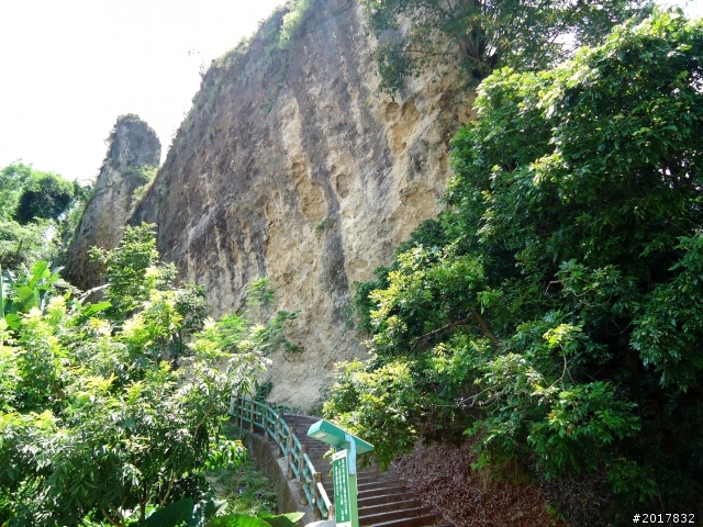 2012-7-10高雄燕巢惡地形絕地逢生險象之旅