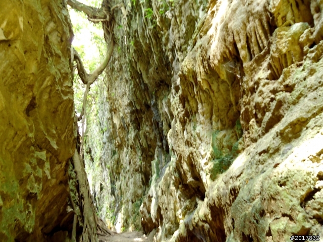 2012-7-10高雄燕巢惡地形絕地逢生險象之旅