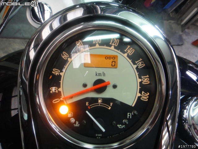[開箱] VN 900 Custom 2012