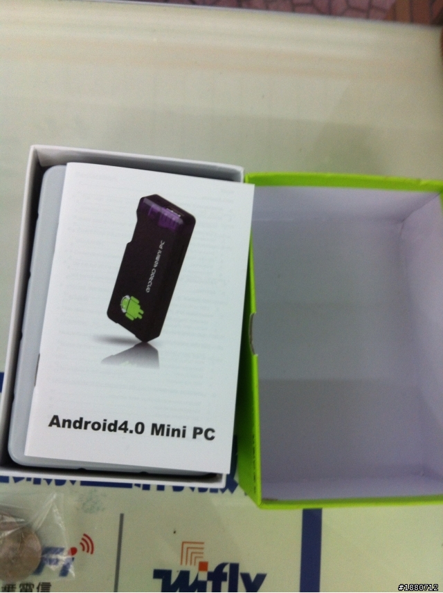 開箱～MK802 麻雀雖小但五臟俱全的迷你Android電腦
