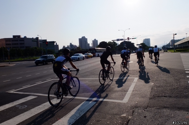 [練車] 北台灣黃金瀑布，晒的很開心的夏日推薦行程