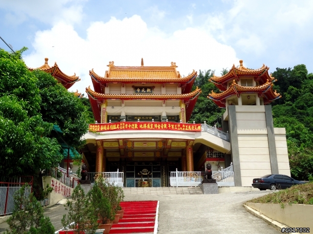 2012-7-10高雄燕巢惡地形絕地逢生險象之旅