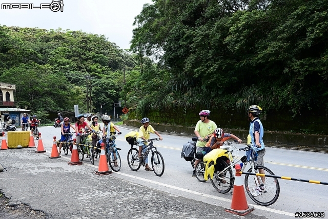 【給Luxgen車主tcwin大大祝福】等待、捉猴、狗仔、相見、美景、美酒，祝福tcwin大大新疆發展順利！
