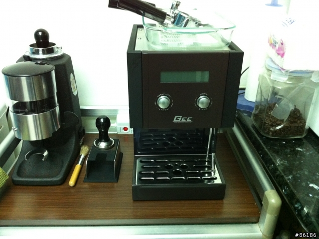 【開箱】 Quamar M80 磨豆機