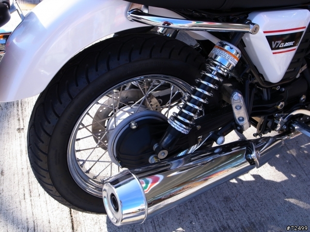 [開箱] (7/29更新) 就是愛復古風!! Moto Guzzi V7 Classic 圖多見諒!