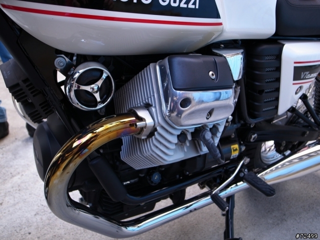 [開箱] (7/29更新) 就是愛復古風!! Moto Guzzi V7 Classic 圖多見諒!