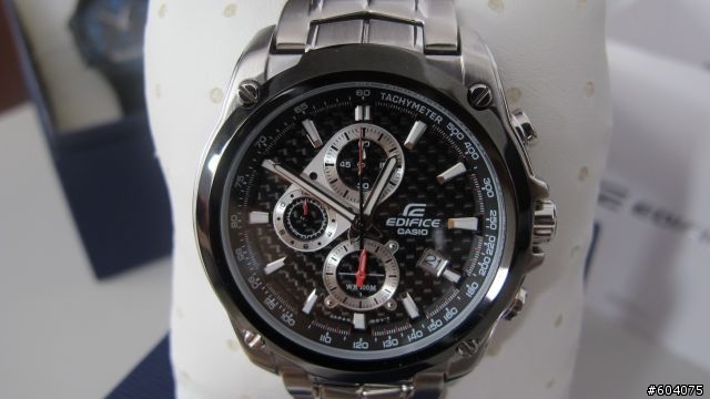 [雙開箱] CASIO EDIFICE 三眼計時錶 & CASIO平價雙顯運動錶