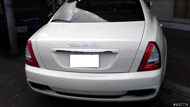 白Maserati