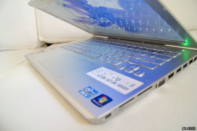 [開箱試用分享] 高CP值的 SONY VAIO S系列13吋SVS13113FWS