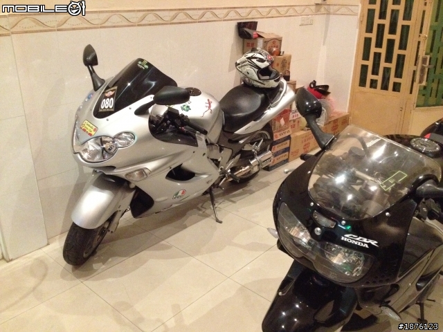 台灣重機夢~HONDA CBR 900RR柬國夢想成真記