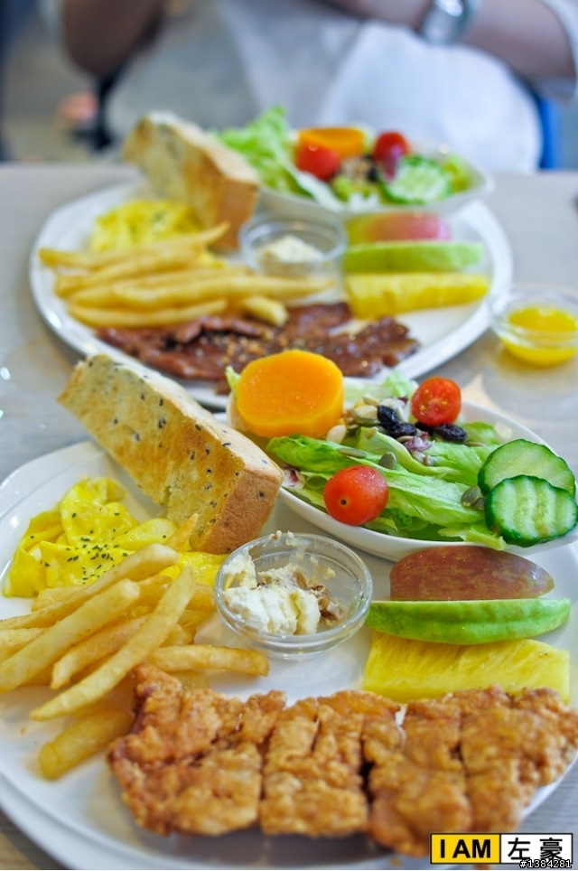 [食記] Wake up cafe (濰克早午餐)  美式早餐 !