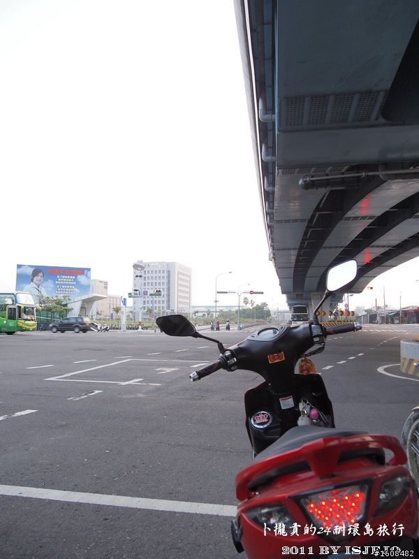 烏龜也會飛之卜攏貢的24耐環島旅行Turtles Can Fly