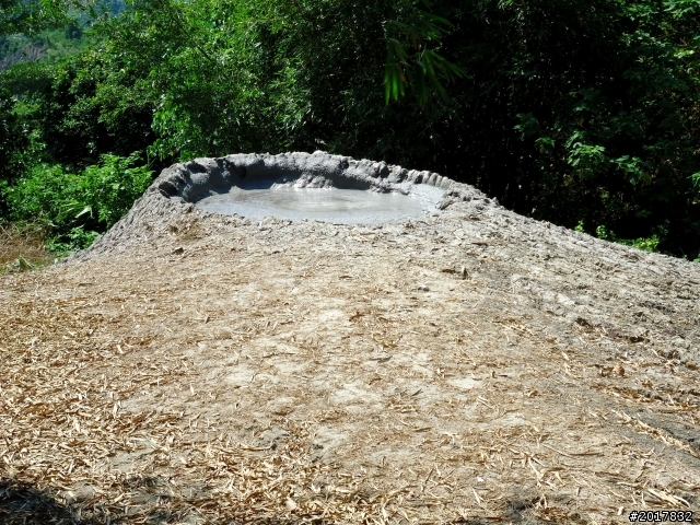 2012-7-10高雄燕巢惡地形絕地逢生險象之旅