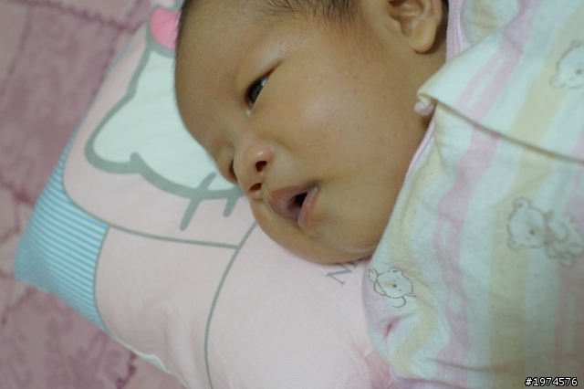 [A57+28mm F2.8]第一次拍小baby的初體驗...歡迎新手爸媽跟我一起分享
