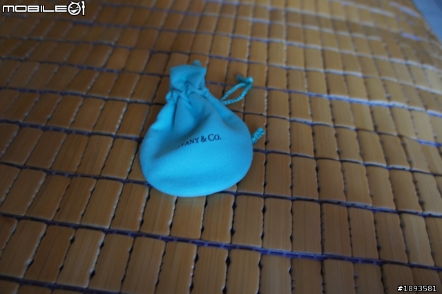 結婚六週年 Tiffany&CO 項鍊開箱
