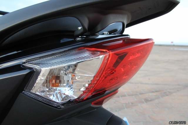 [開箱] 很搞剛的SYM GT125 EVO開箱分享