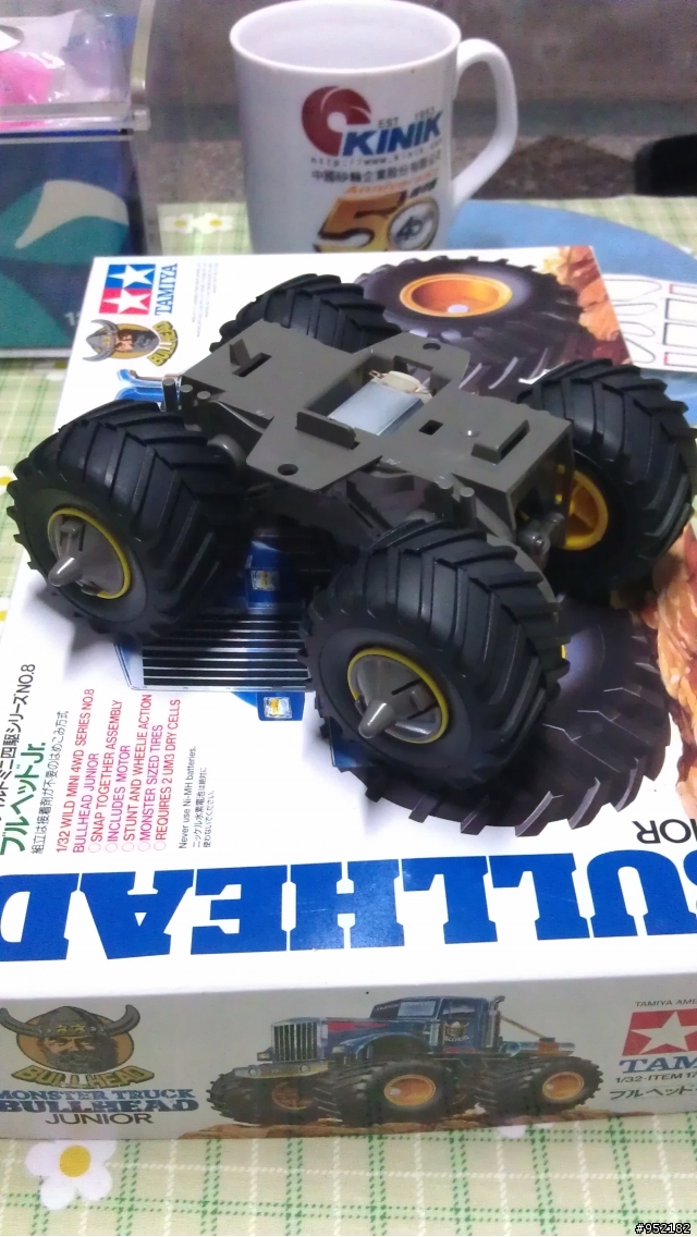 田宮TAMIYA 1/32大腳四驅車...