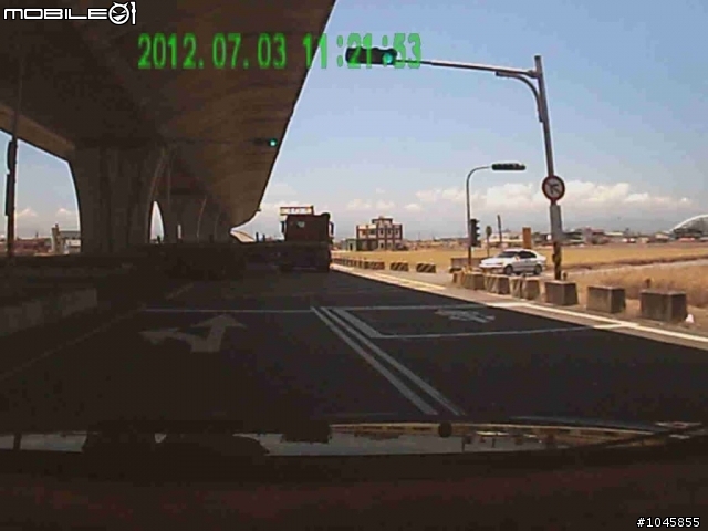 這是職業駕駛該有的駕車方式嗎!?