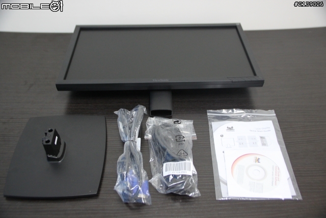 ﹝開箱﹞ViewSonic VA2251-LED方便的拼接螢幕入手
