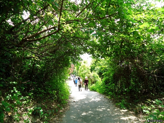 2012-7-10高雄燕巢惡地形絕地逢生險象之旅