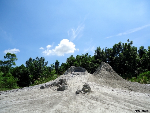 2012-7-10高雄燕巢惡地形絕地逢生險象之旅