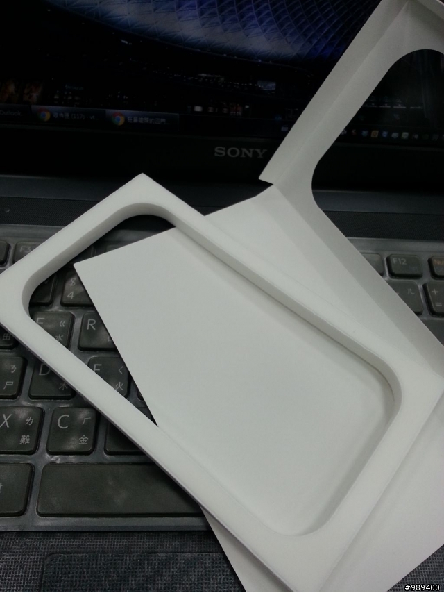 ◢開箱◣我的早鳥預購活動贈品SIII 32GB--原廠藍色皮套及16GB記憶卡