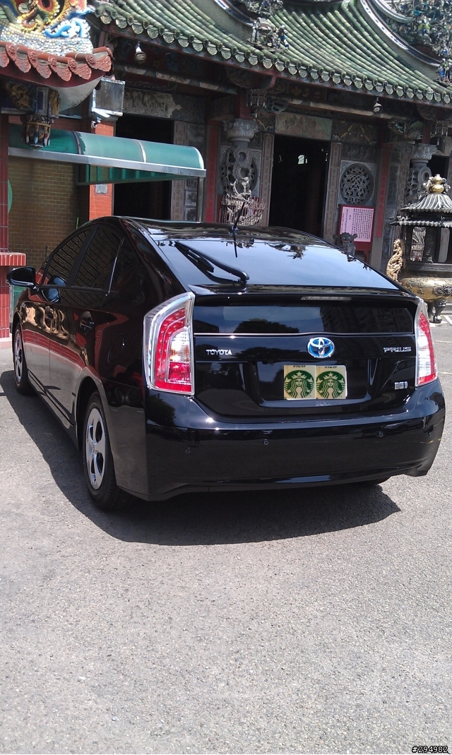 145天的等待是值得的我的大HAPPY(黑 Prius) 開箱![圖多慎入]
