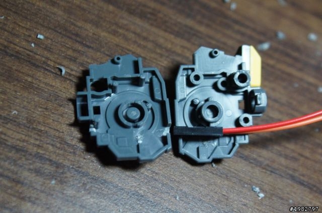 [ 鋼彈模型 ]MG AGE-1 腦部挖空LED置入手術