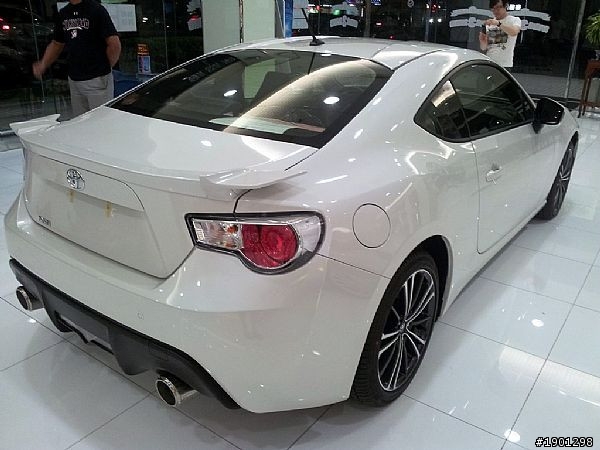 86 白色實車照 超帥