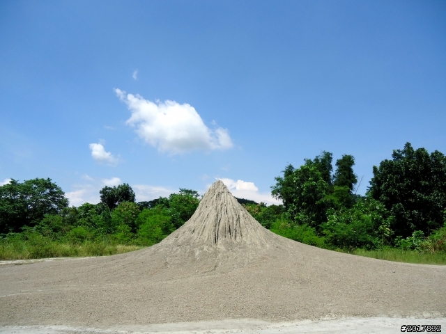 2012-7-10高雄燕巢惡地形絕地逢生險象之旅