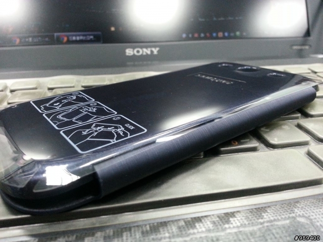 ◢開箱◣我的早鳥預購活動贈品SIII 32GB--原廠藍色皮套及16GB記憶卡