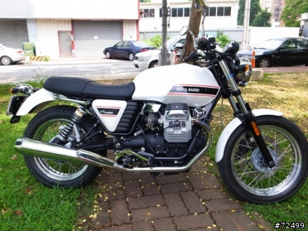 [開箱] (7/29更新) 就是愛復古風!! Moto Guzzi V7 Classic 圖多見諒!