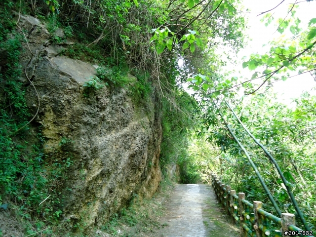 2012-7-10高雄燕巢惡地形絕地逢生險象之旅