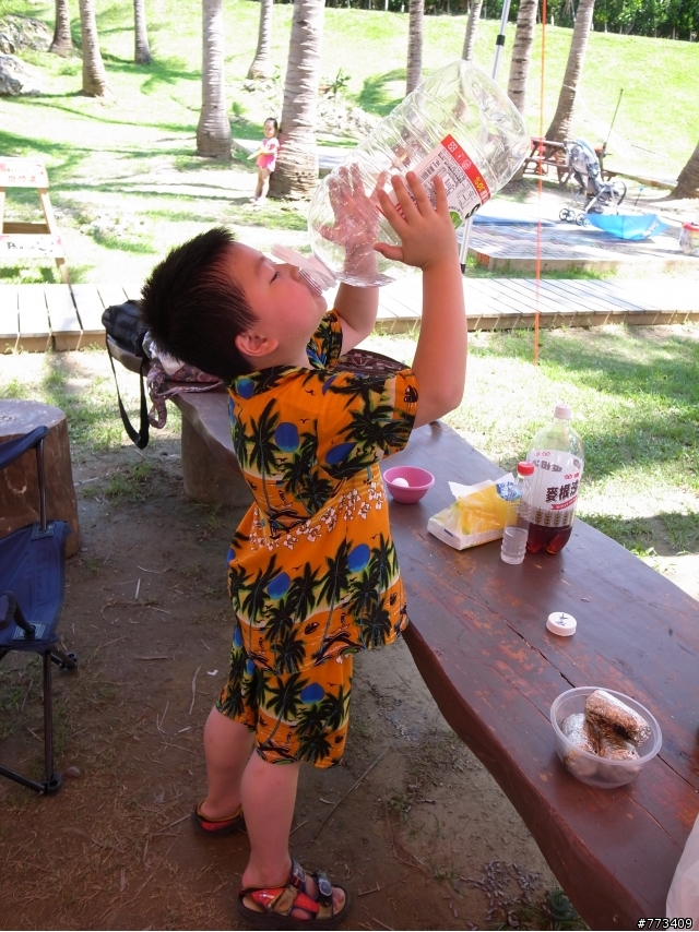 喔~~好熱~~墾丁白砂灣露營