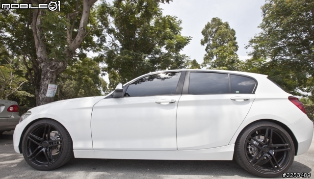 BMW F20 小小開箱文(7/17小小改裝 KW V3 避震器)