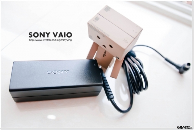 SONY VAIO E系列:純白迷人的SVE11116