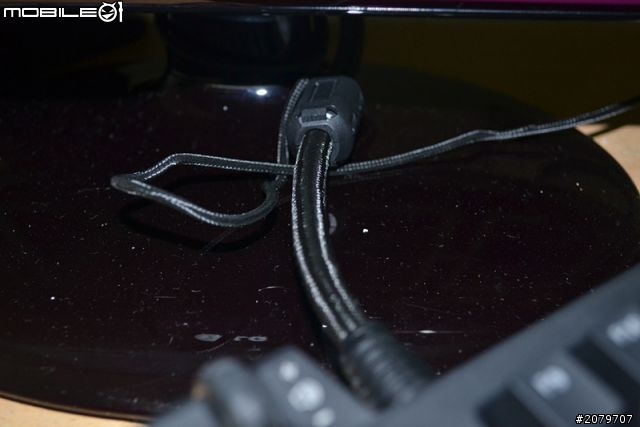GIGABYTE Aivia Osmium  機械鍵盤入 (不專業開箱文）