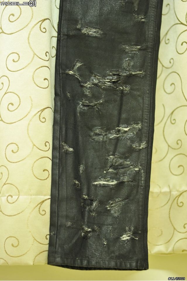 [傳說中的...]Dior Homme 04SS Destroyed 黑膠破褲