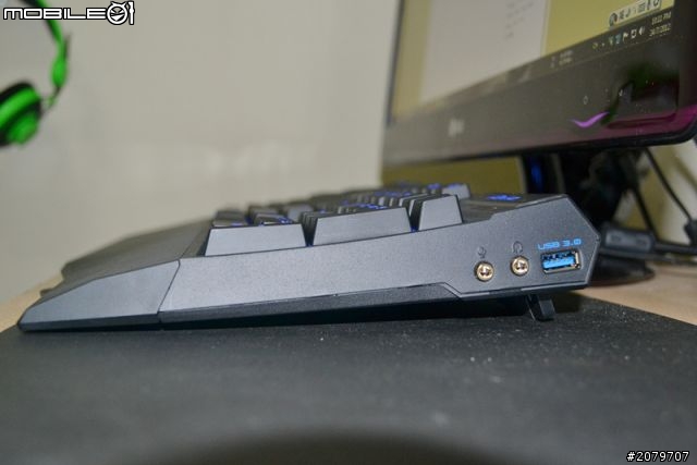GIGABYTE Aivia Osmium  機械鍵盤入 (不專業開箱文）